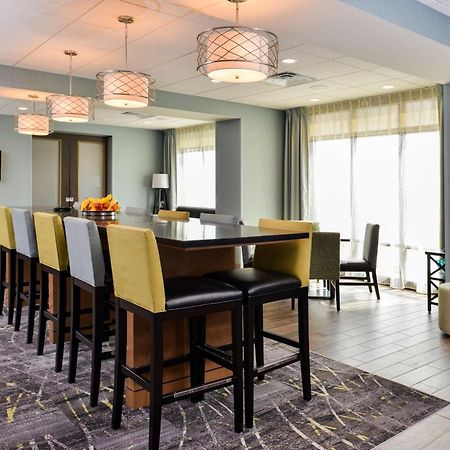 Hampton Inn By Hilton Omaha Airport, Ia Carter Lake Ngoại thất bức ảnh