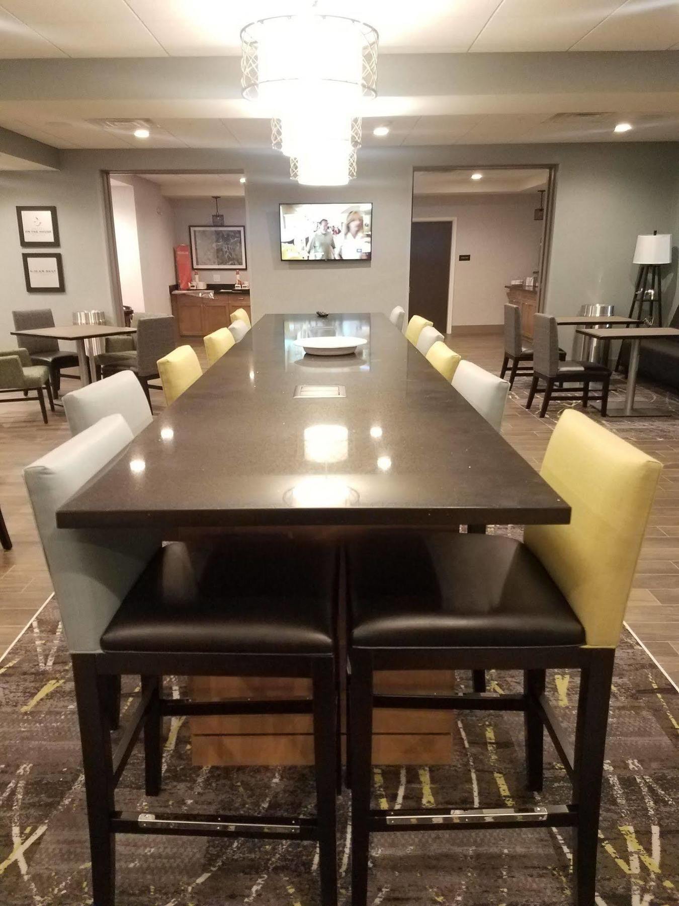 Hampton Inn By Hilton Omaha Airport, Ia Carter Lake Ngoại thất bức ảnh